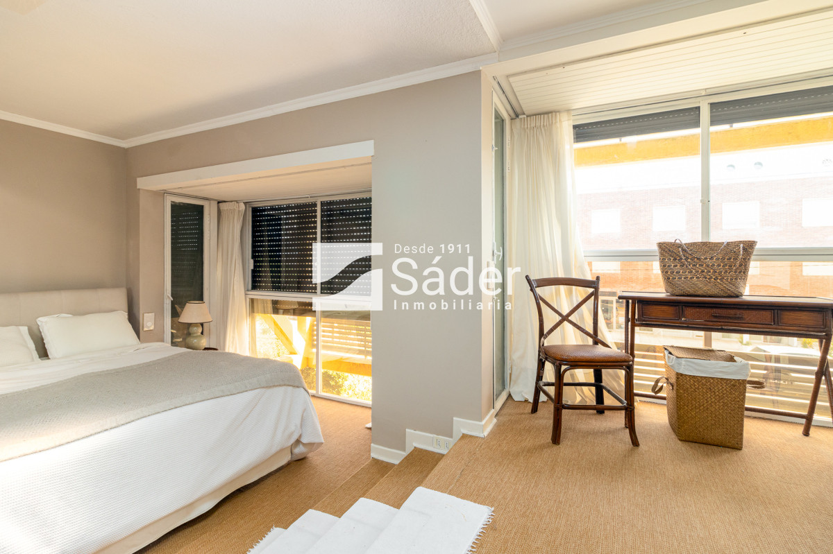 Apartamento ID.3247 - Apartamento en venta y alquiler Peninsula 3 dormitorios