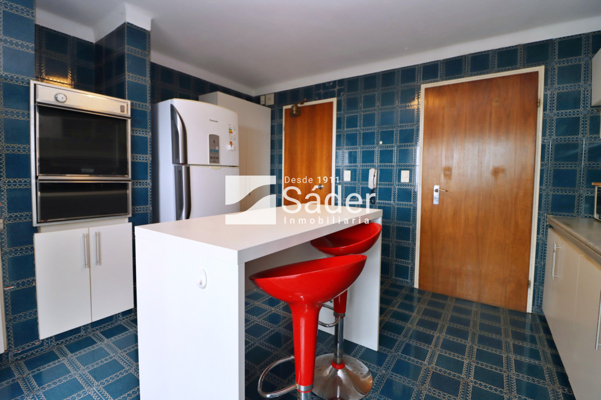 Apartamento ID.4525 - Apartamento 170 m², ideal para los que eligen Punta del Este como hogar