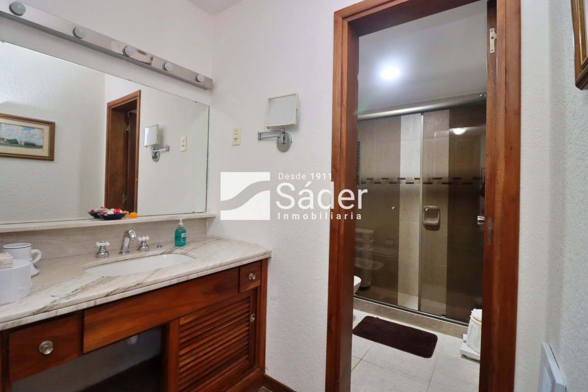 Apartamento ID.4328 - Apto 3 dorm. frente al mar. Parada 2