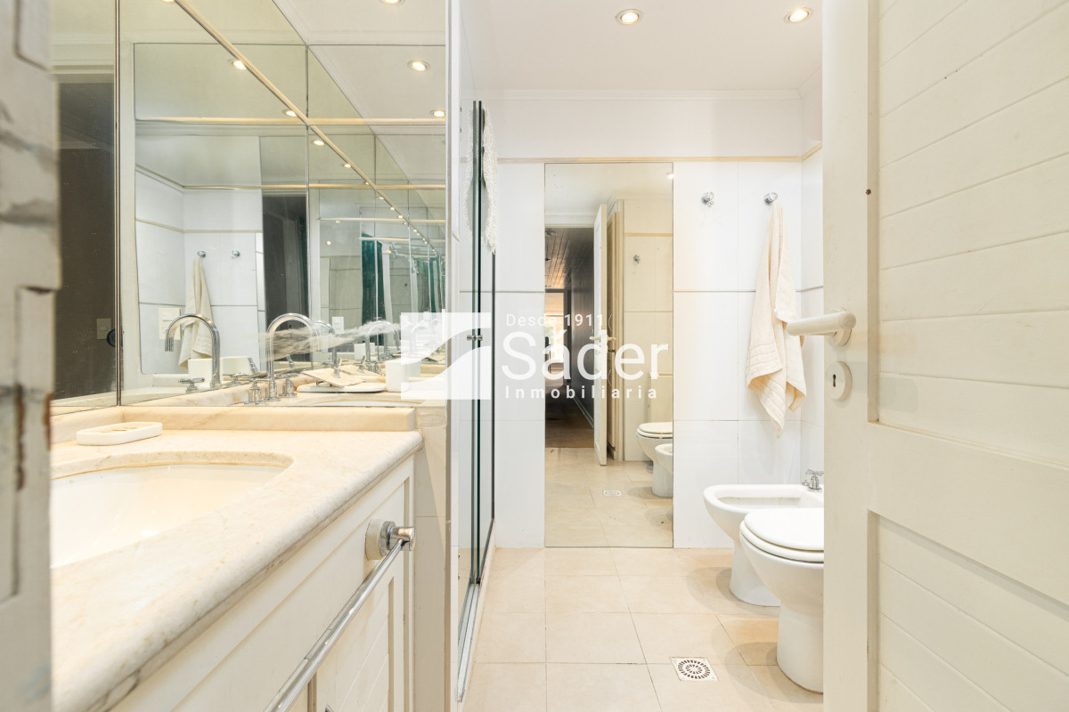 Apartamento ID.3247 - Apartamento en venta y alquiler Peninsula 3 dormitorios