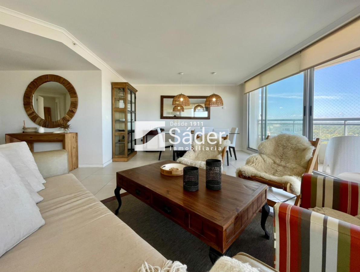 Apartamento ID.4729 - Apto en Alq. 3 Suites en Pda 8 de Playa Brava, a metros del mar 