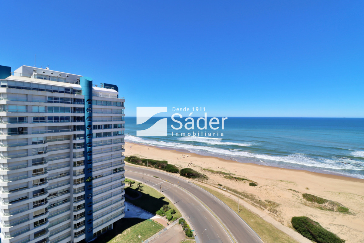 Apartamento ID.4545 - Verano frente al mar, Parada 3 de la Brava 