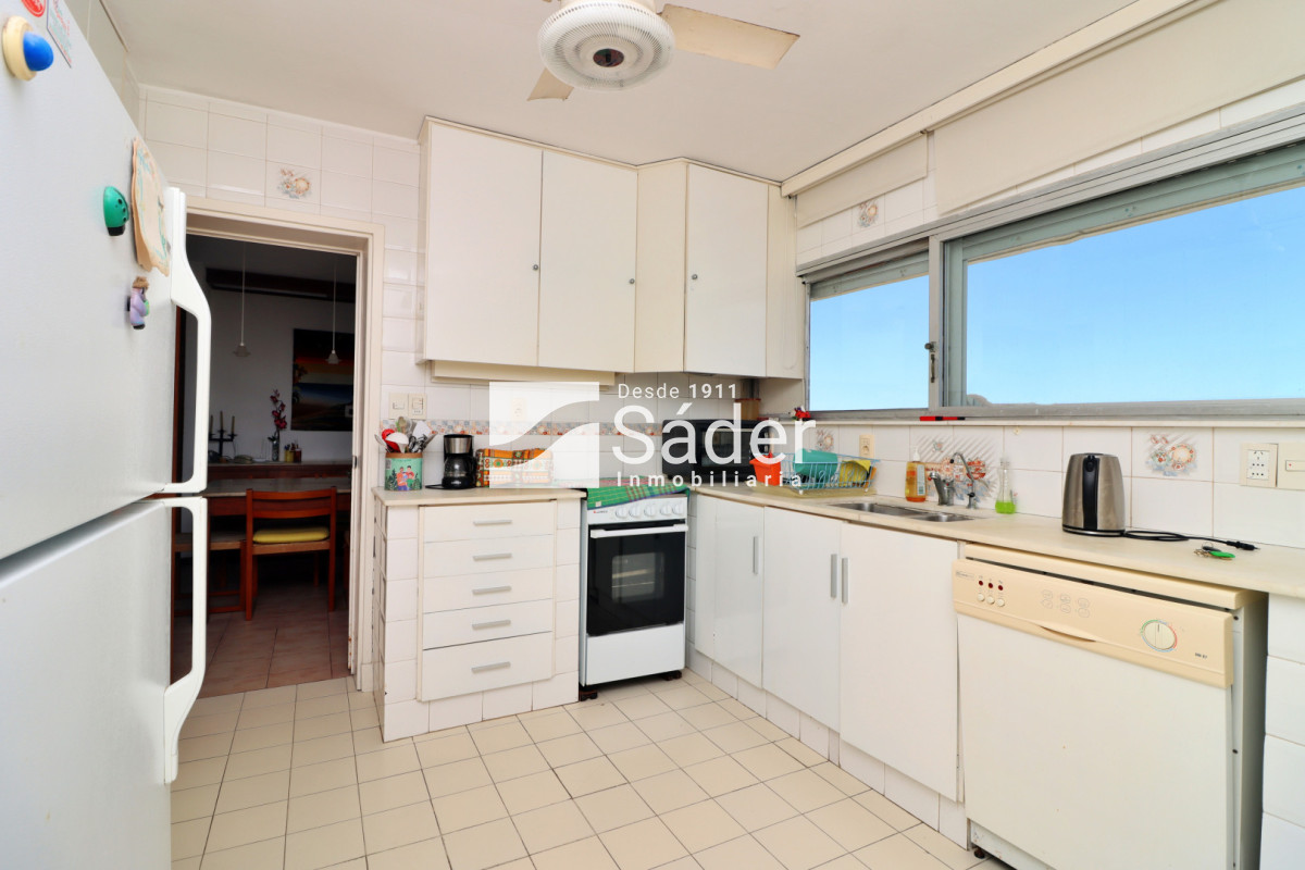Apartamento ID.4545 - Verano frente al mar, Parada 3 de la Brava 