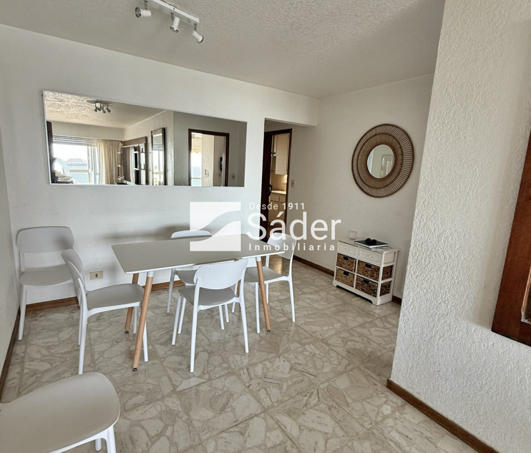 Apartamento ID.3751 - A metros del mar, Parada 19 de Playa Mansa. Alquiler temporal 