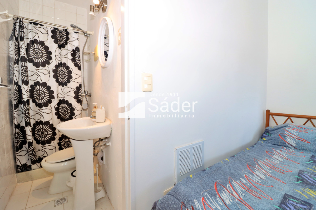 Apartamento ID.4596 - Apto en zona Cantegrill. 2 dormitorios y servicio