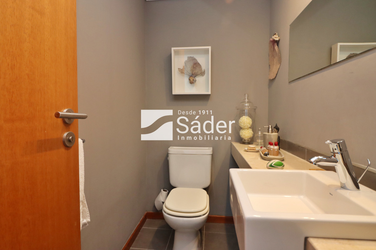 Apartamento ID.4308 - Apto en alquiler de 3 dormitorios. 