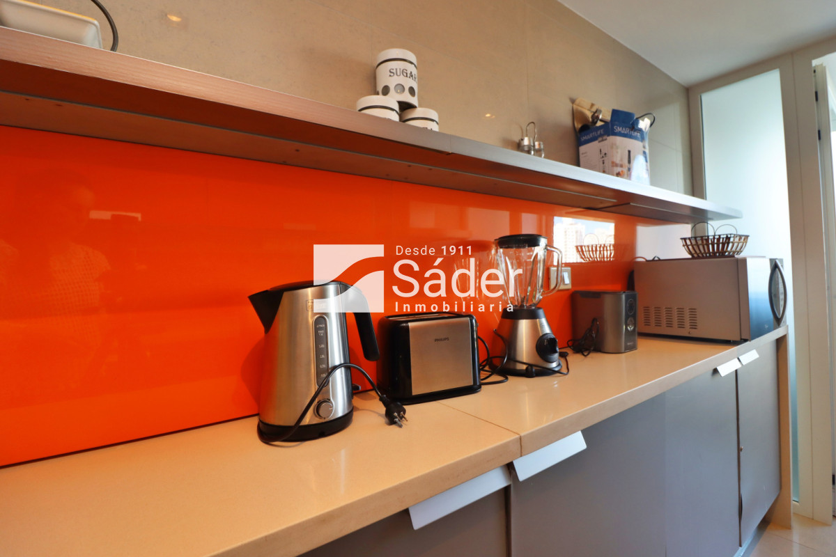 Apartamento ID.4549 - Alquiler de apto 3 dormitorios en suite a Metros de la Mansa, Pda. 3.