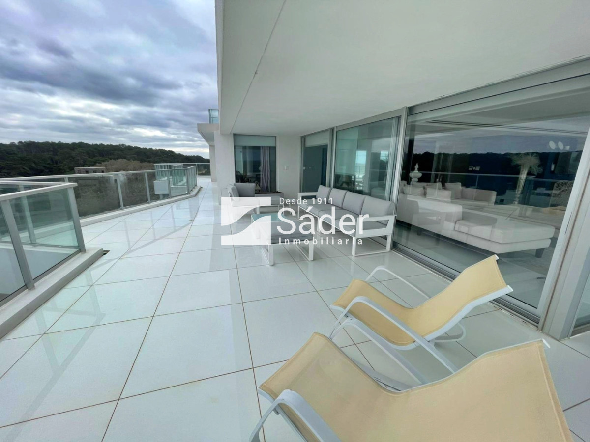 Apartamento ID.3814 - Penthouse de lujo en Playa Brava