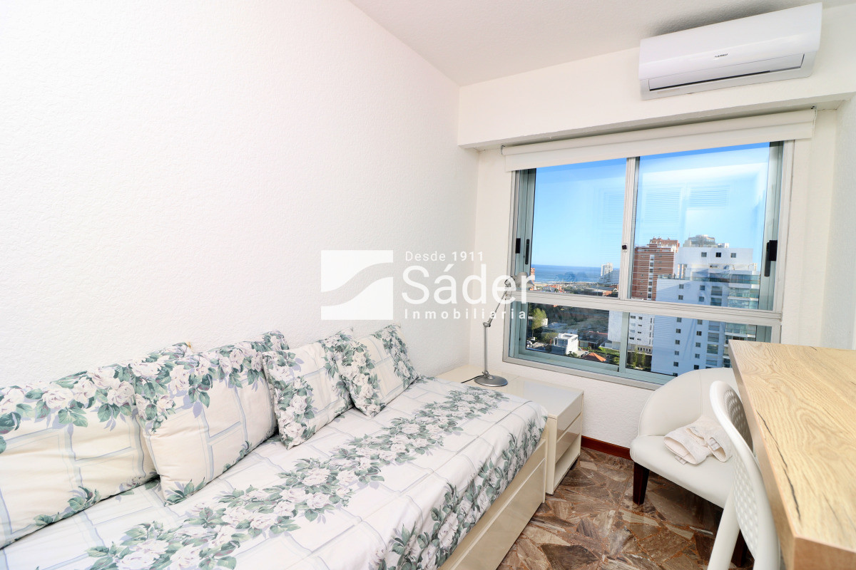 Apartamento ID.4464 - Apto frente al mar en Playa Mansa, pda. 3 