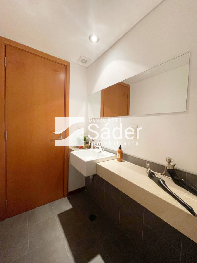 Apartamento ID.4542 - Apartamento en península. 3 dormitorios y parrillero