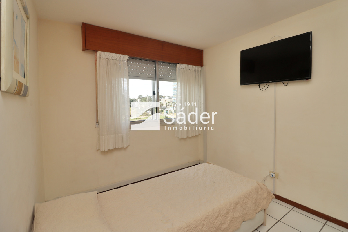 Apartamento ID.4397 - Apto alquiler 2 dorm. 2 baños. Zona mansa