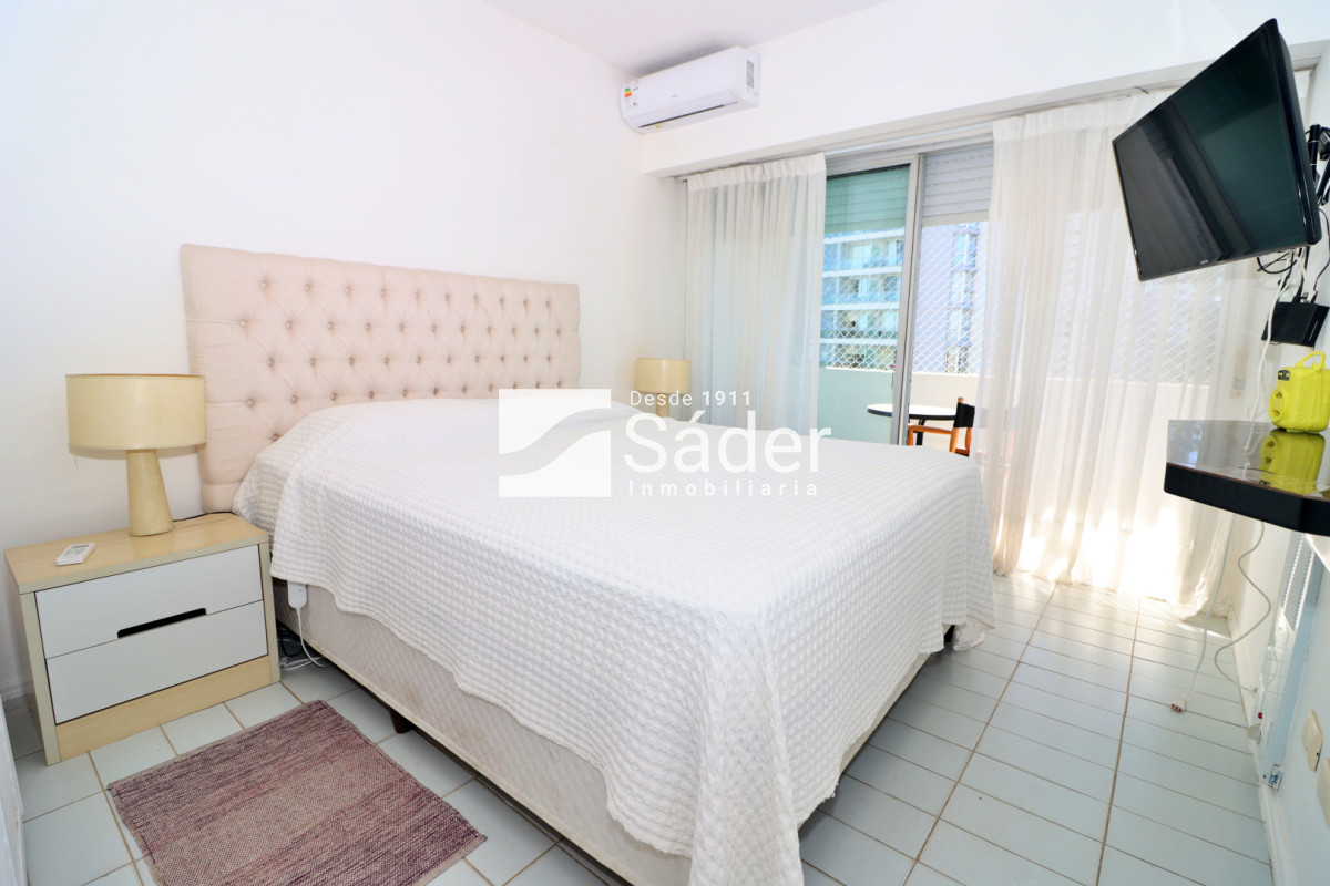 Apartamento ID.4596 - Apto en zona Cantegrill. 2 dormitorios y servicio