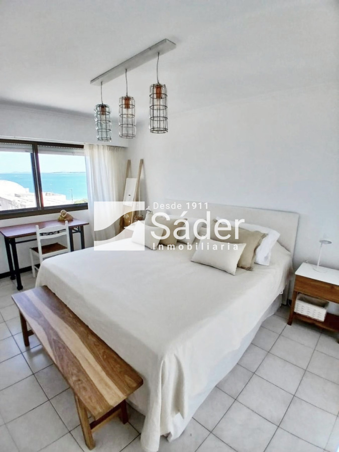 Apartamento ID.4646 - Apartamento 3 dormitorios. Frente a playa mansa.