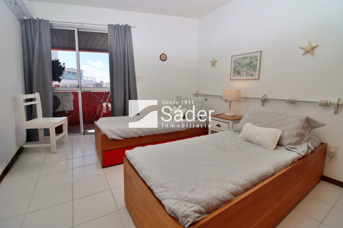 Apartamento ID.4325 - Apto. en alquiler de 2 dormitorios. 