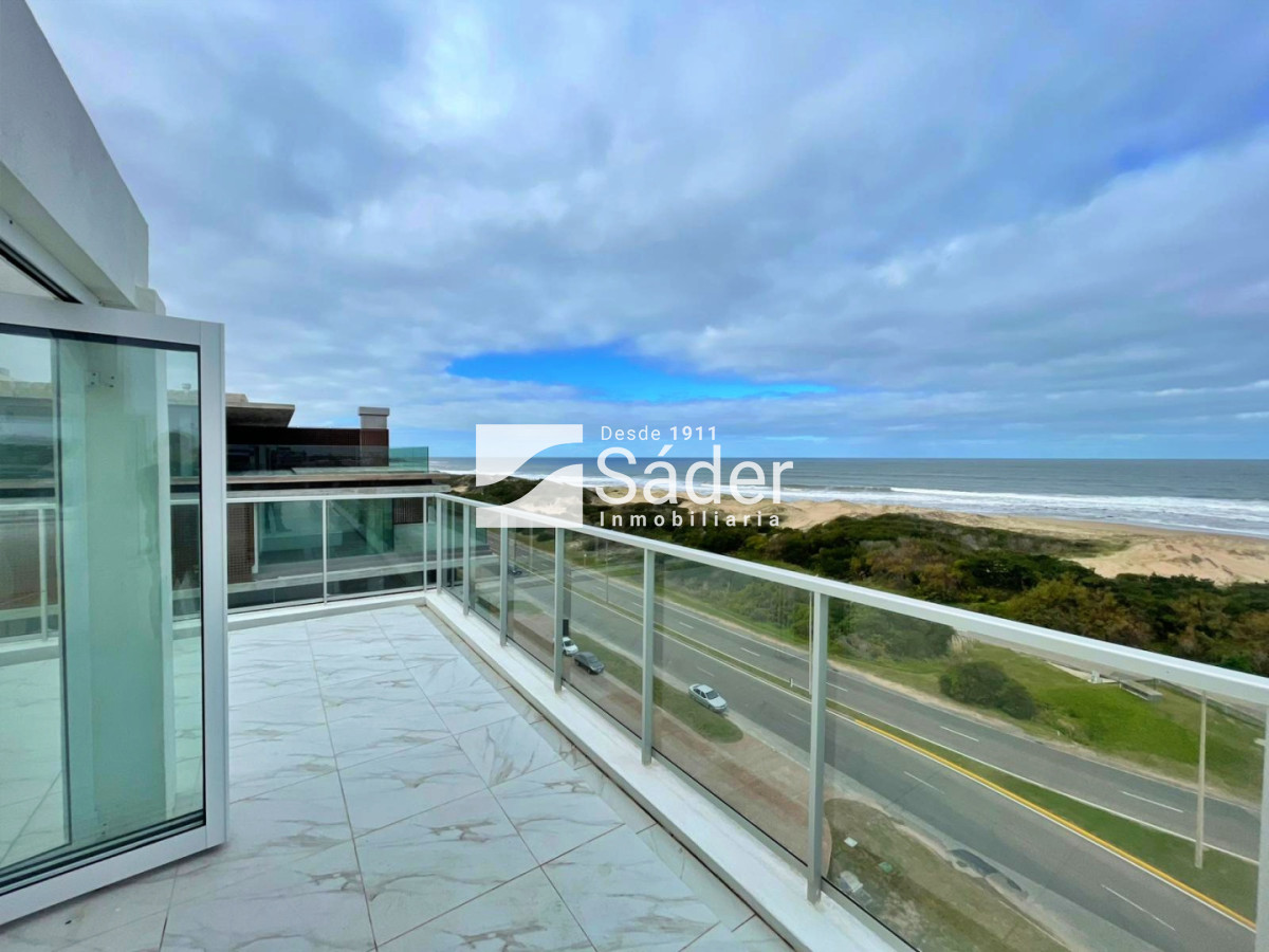 Apartamento ID.3814 - Penthouse de lujo en Playa Brava