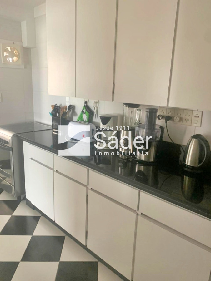 Apartamento ID.4515 - Apto en Alq. Gran Planta Frente al Mar en Playa Mansa 