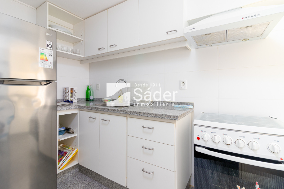 Apartamento ID.3698 - Ubicado frente a la icónica Playa El Emir