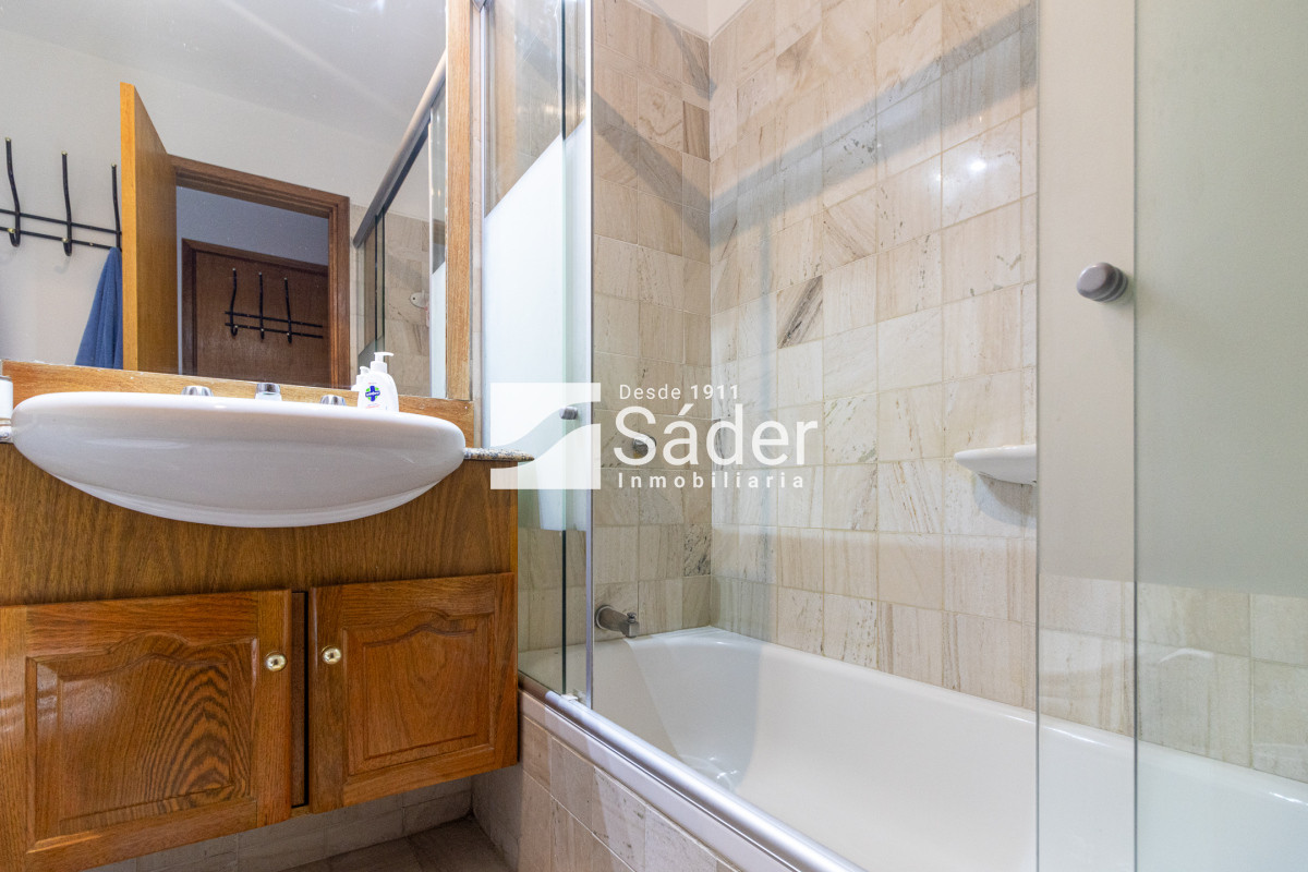 Apartamento ID.3549 - Venta Apartamento de 3 dormitorios