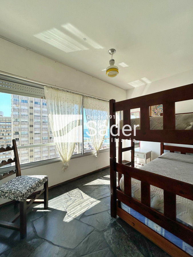 Apartamento ID.3974 - Apto Funcional en la Península 