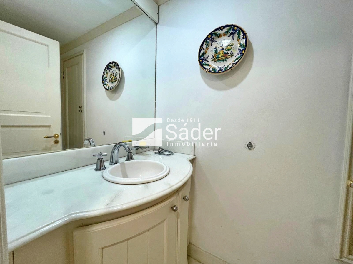 Apartamento ID.4396 - Apartamento de gran tamaño frente al Puerto