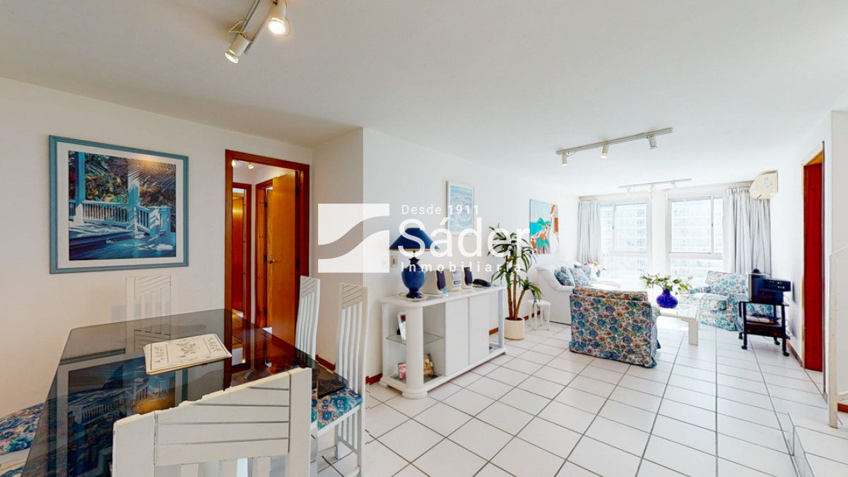 Apartamento ID.2750 - Apartamento en venta Playa Mansa 2 dormitorios