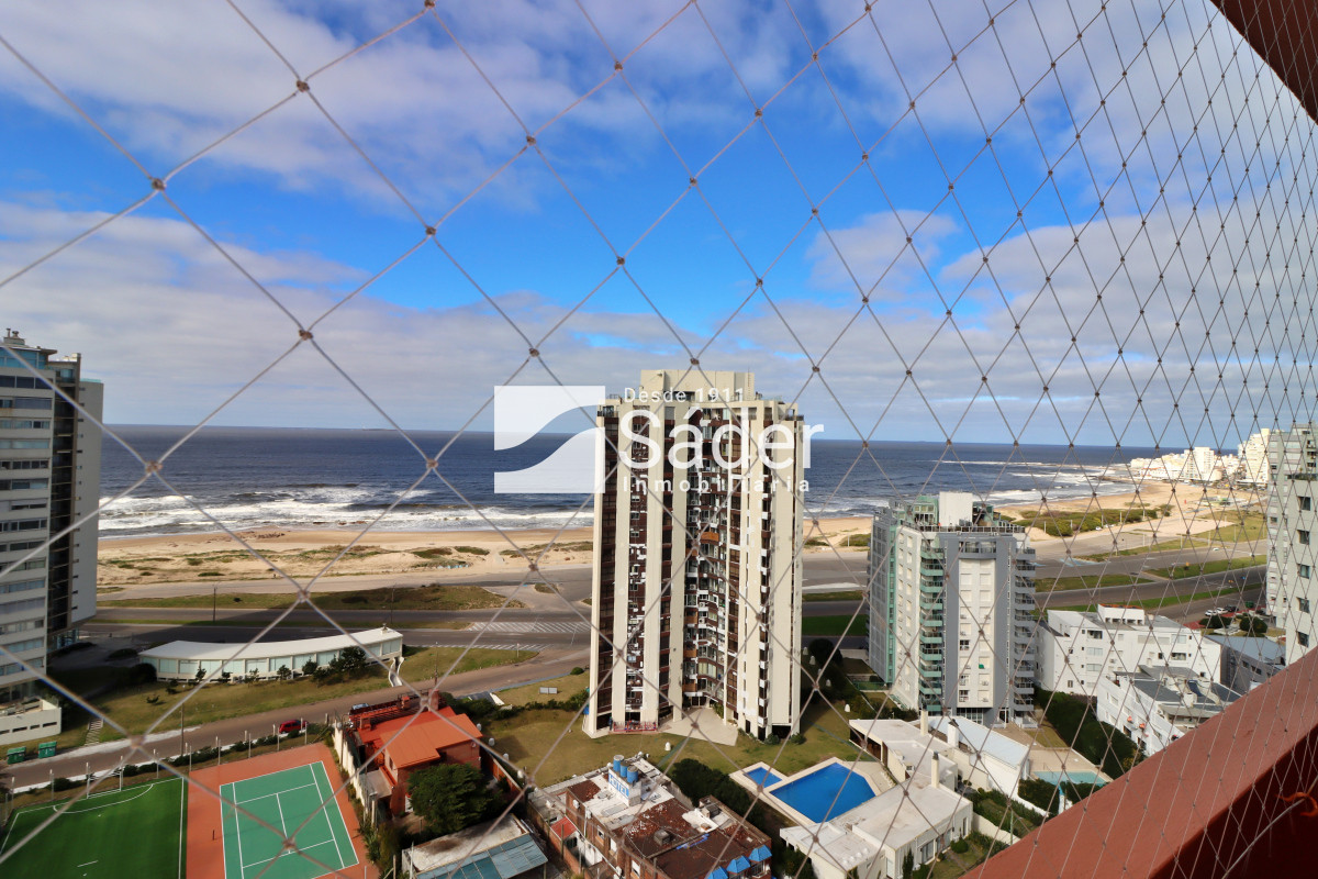 Apartamento ID.4297 - Apto. en alquiler de 2 dorm. 