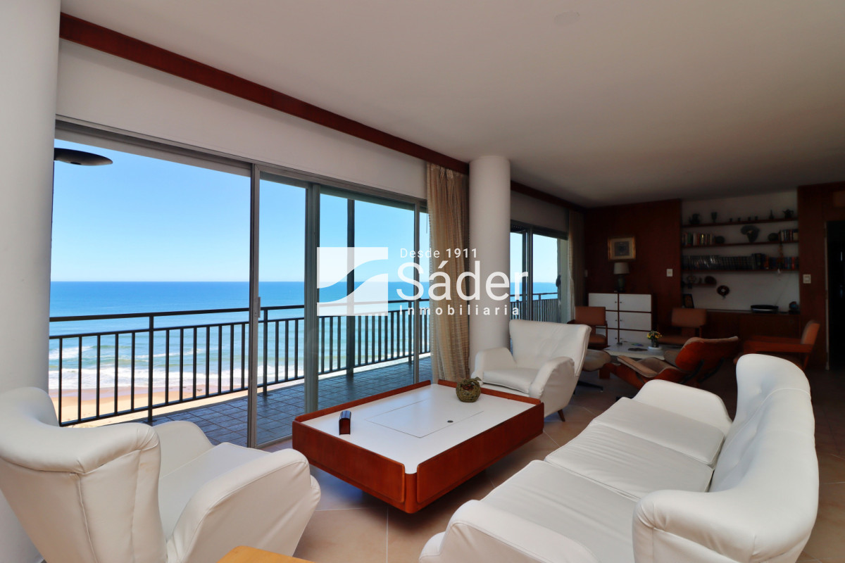 Apartamento ID.4545 - Verano frente al mar, Parada 3 de la Brava 