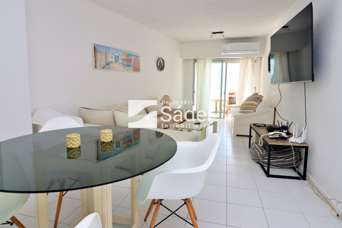 Apartamento ID.4596 - Apto en zona Cantegrill. 2 dormitorios y servicio