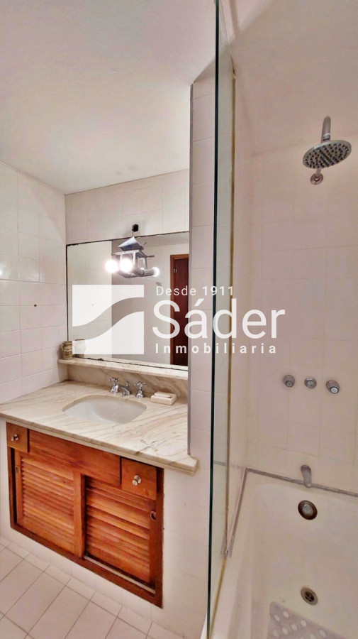 Apartamento ID.4602 - Frente al mar en pda. 3 de playa mansa 