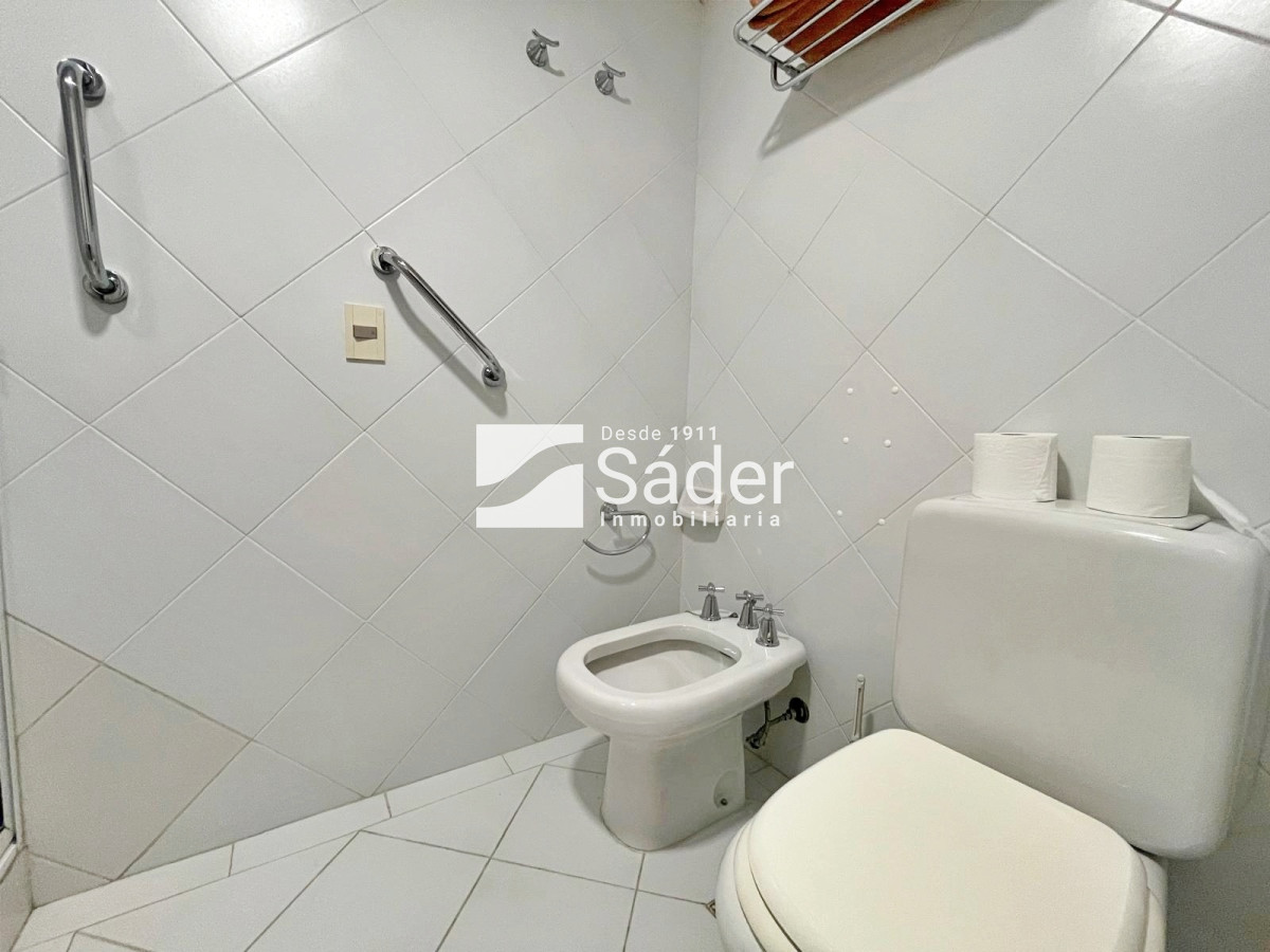 Apartamento ID.4396 - Apartamento de gran tamaño frente al Puerto