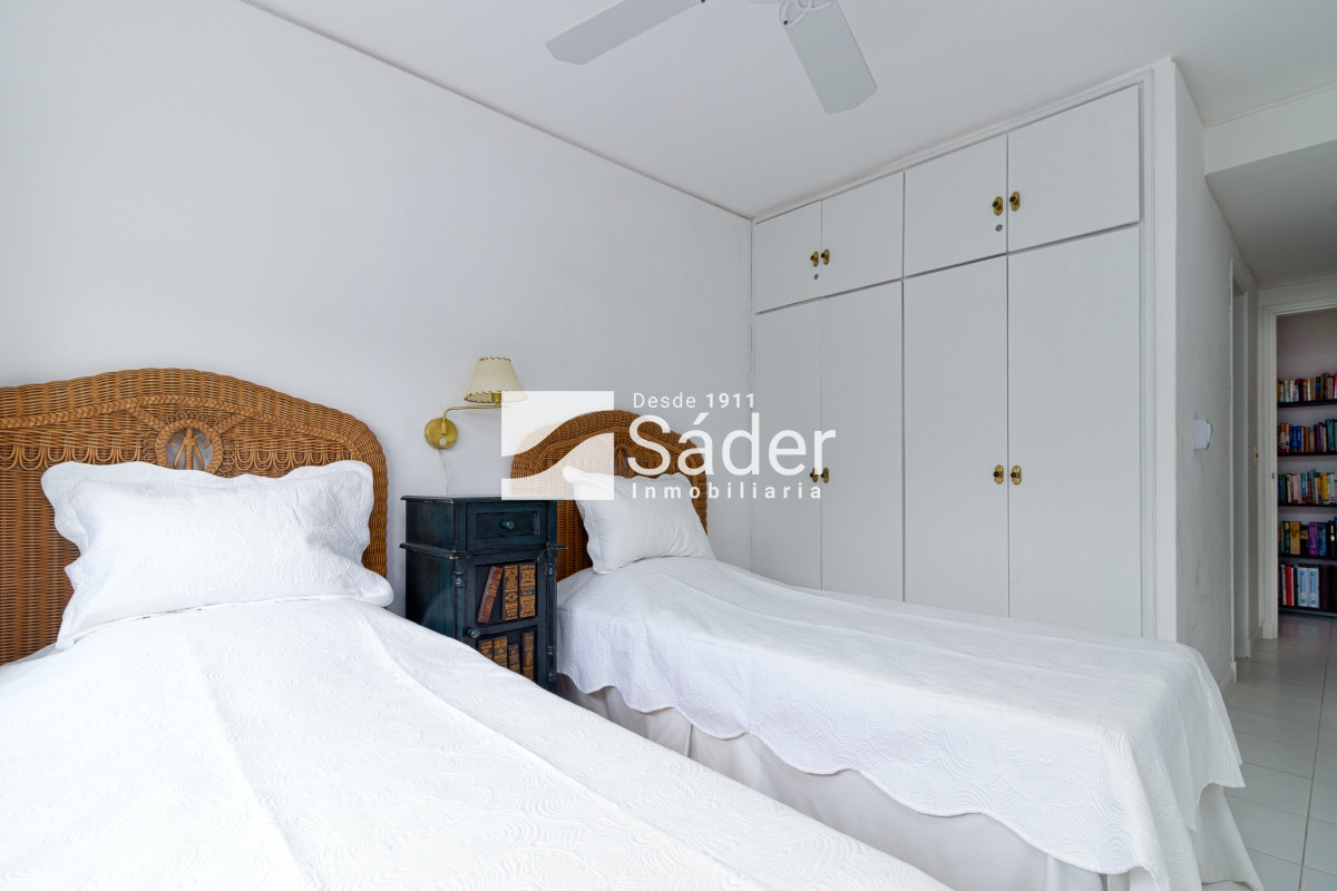 Apartamento ID.2971 - Apartamento en alquiler Playa Brava 3 dormitorios