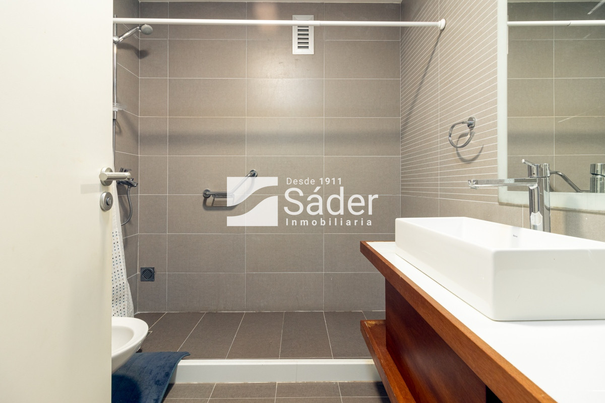 Apartamento ID.3289 - Apartamento en venta y alquiler Peninsula 3 dormitorios