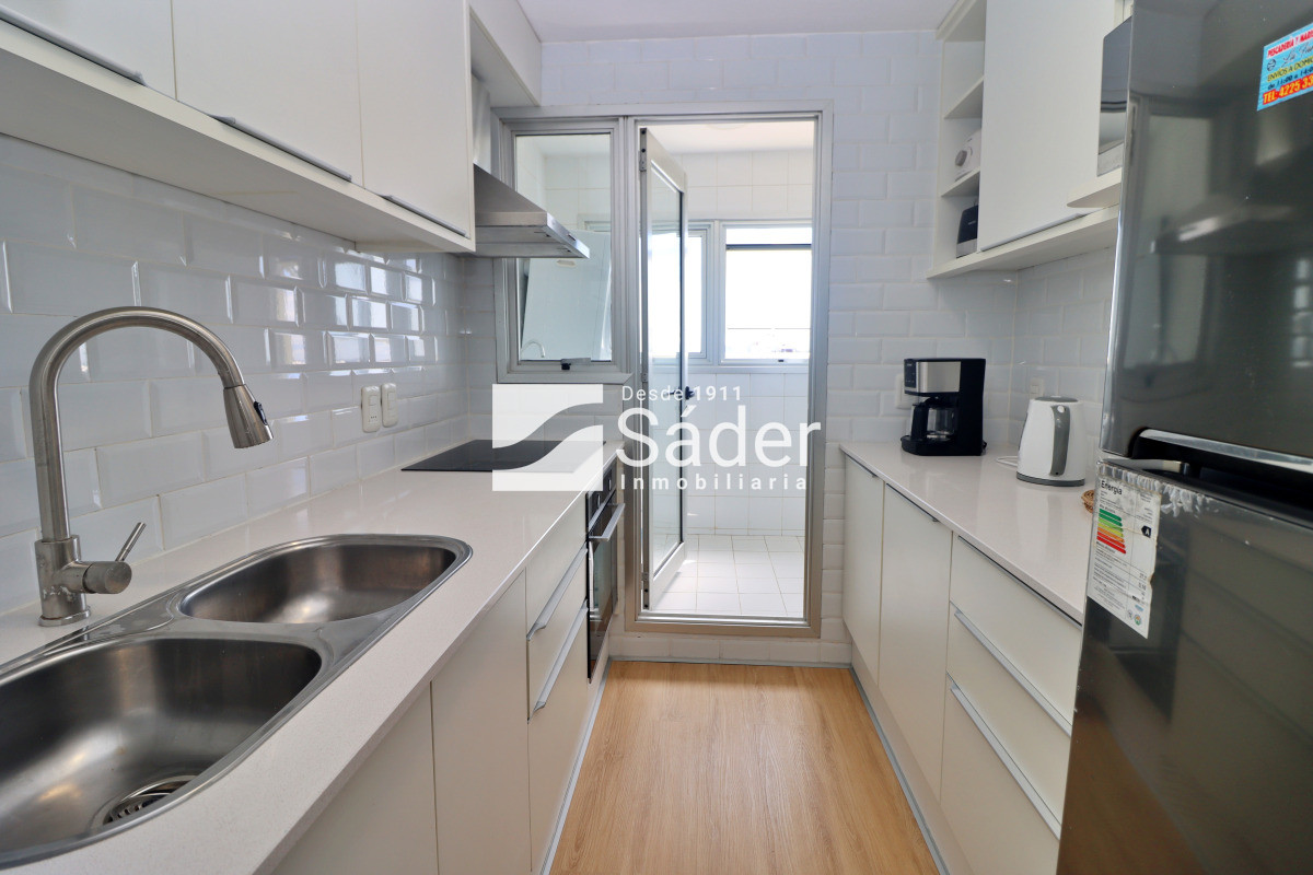 Apartamento ID.4236 - Apto 3 dorm. Parada 14 de mansa. Luminoso y moderno. 