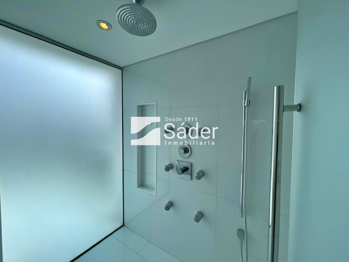 Apartamento ID.3814 - Penthouse de lujo en Playa Brava
