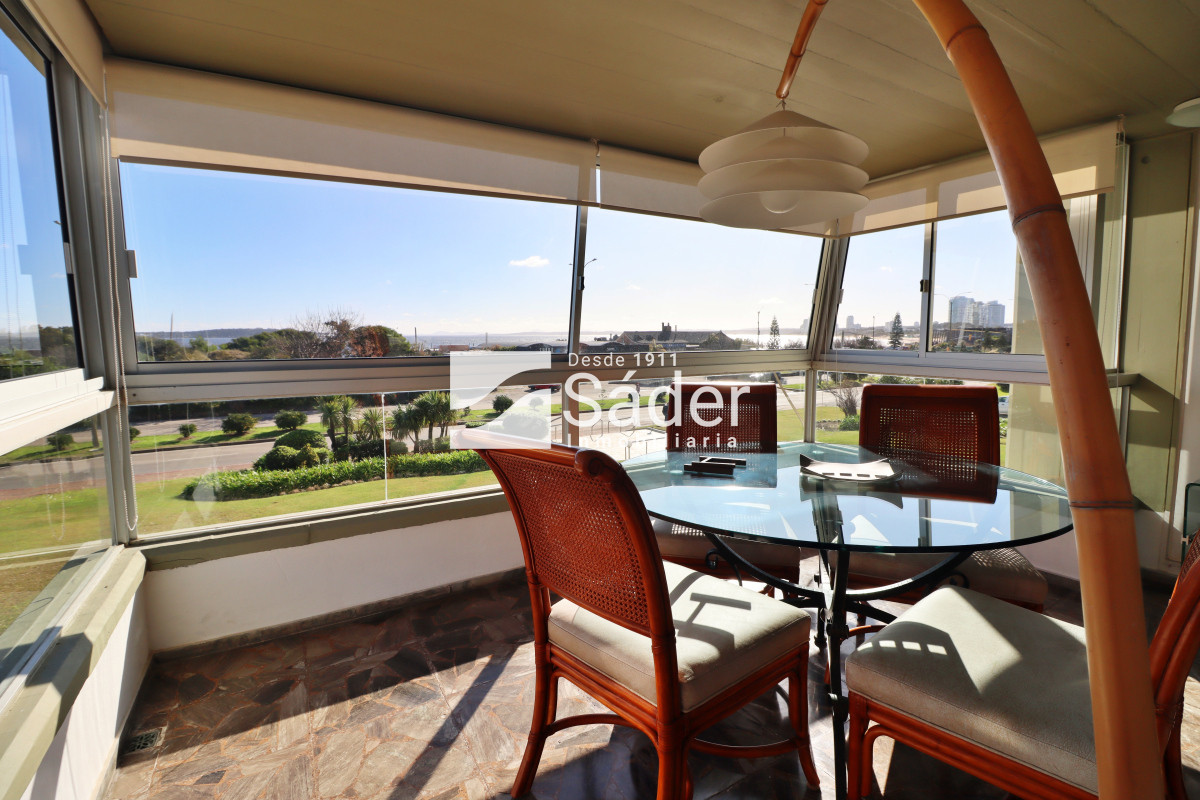 Apartamento ID.4270 - Excepcional apartamento en primera línea de playa mansa