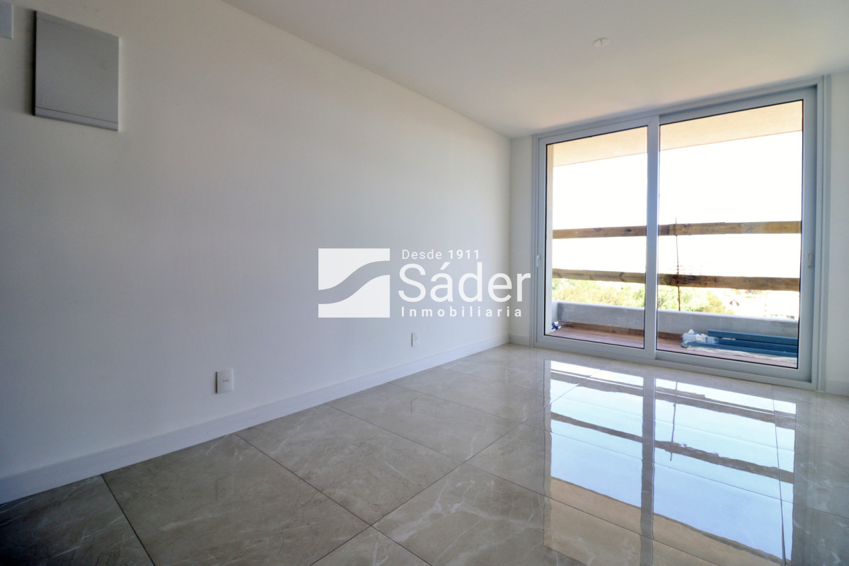 Apartamento ID.4643 - Venta espectacular apartamento a estrenar en Punta Del Este Playa Brava