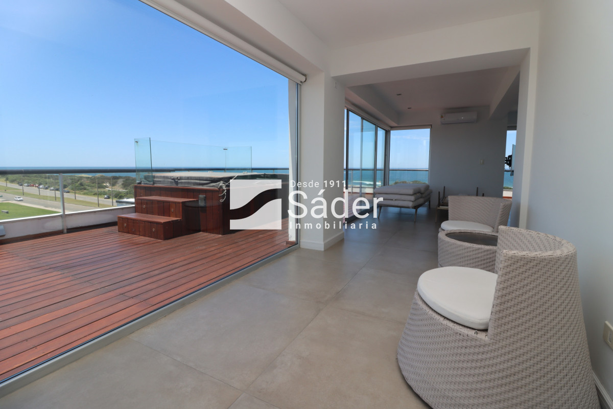 Apartamento ID.4605 - Penthouse en Alq. Pda 32 de Playa Brava, Punta del Este 