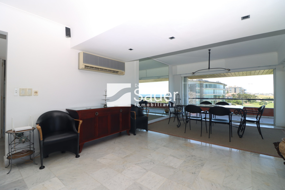 Apartamento ID.4605 - Penthouse en Alq. Pda 32 de Playa Brava, Punta del Este 