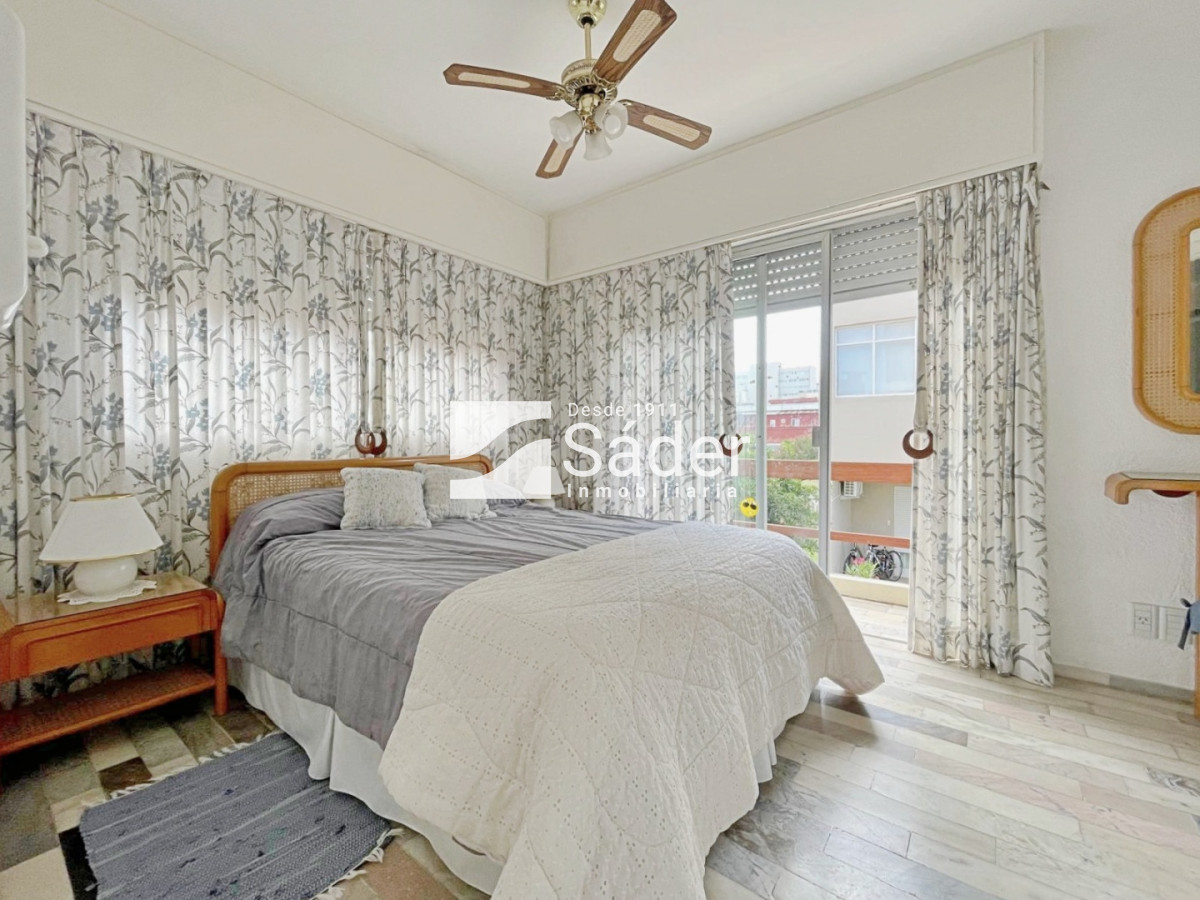 Apartamento ID.4673 - Apto de 2 dormitorios en Alquiler, Península 