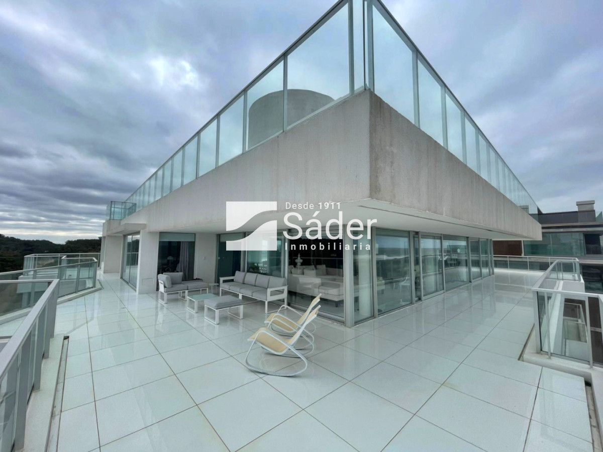 Apartamento ID.3814 - Penthouse de lujo en Playa Brava