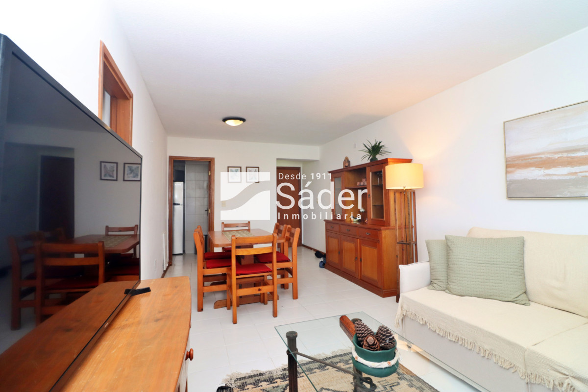 Apartamento ID.4601 - Apartamento en alquiler 2 dormitorios en suite y toilettes