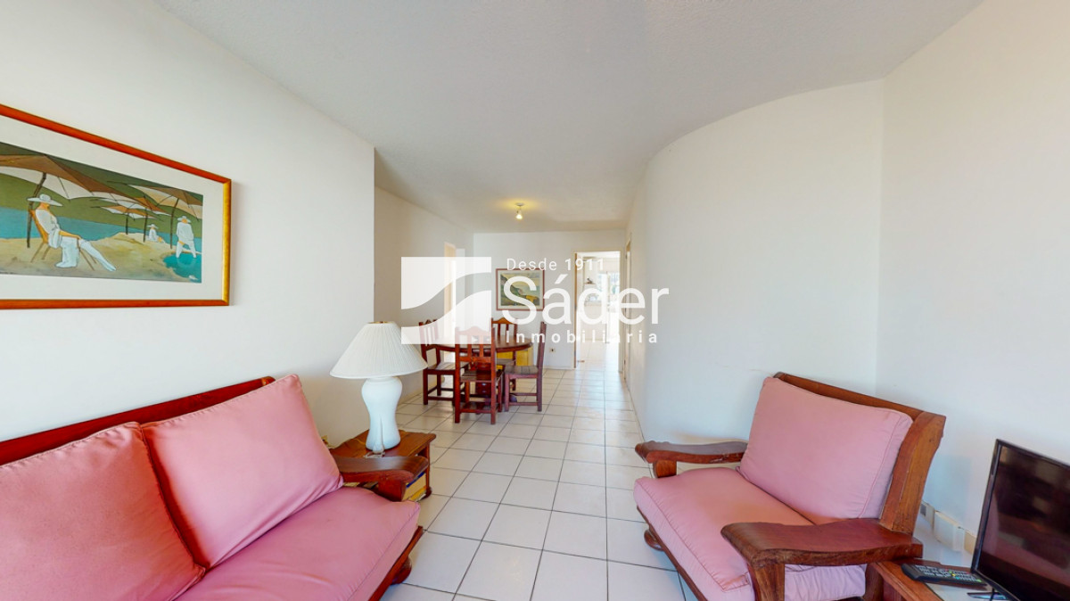 Apartamento ID.330 - Apartamento en venta Playa Mansa 3 dormitorios