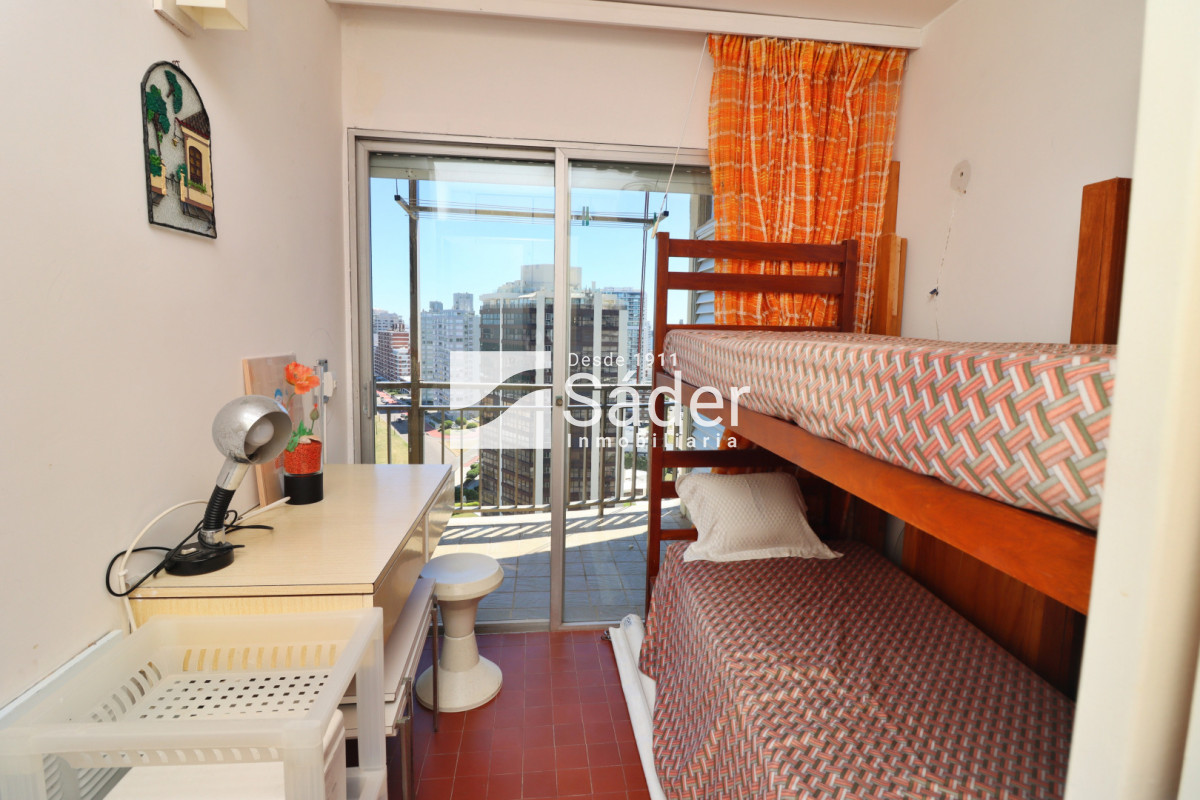 Apartamento ID.4545 - Verano frente al mar, Parada 3 de la Brava 