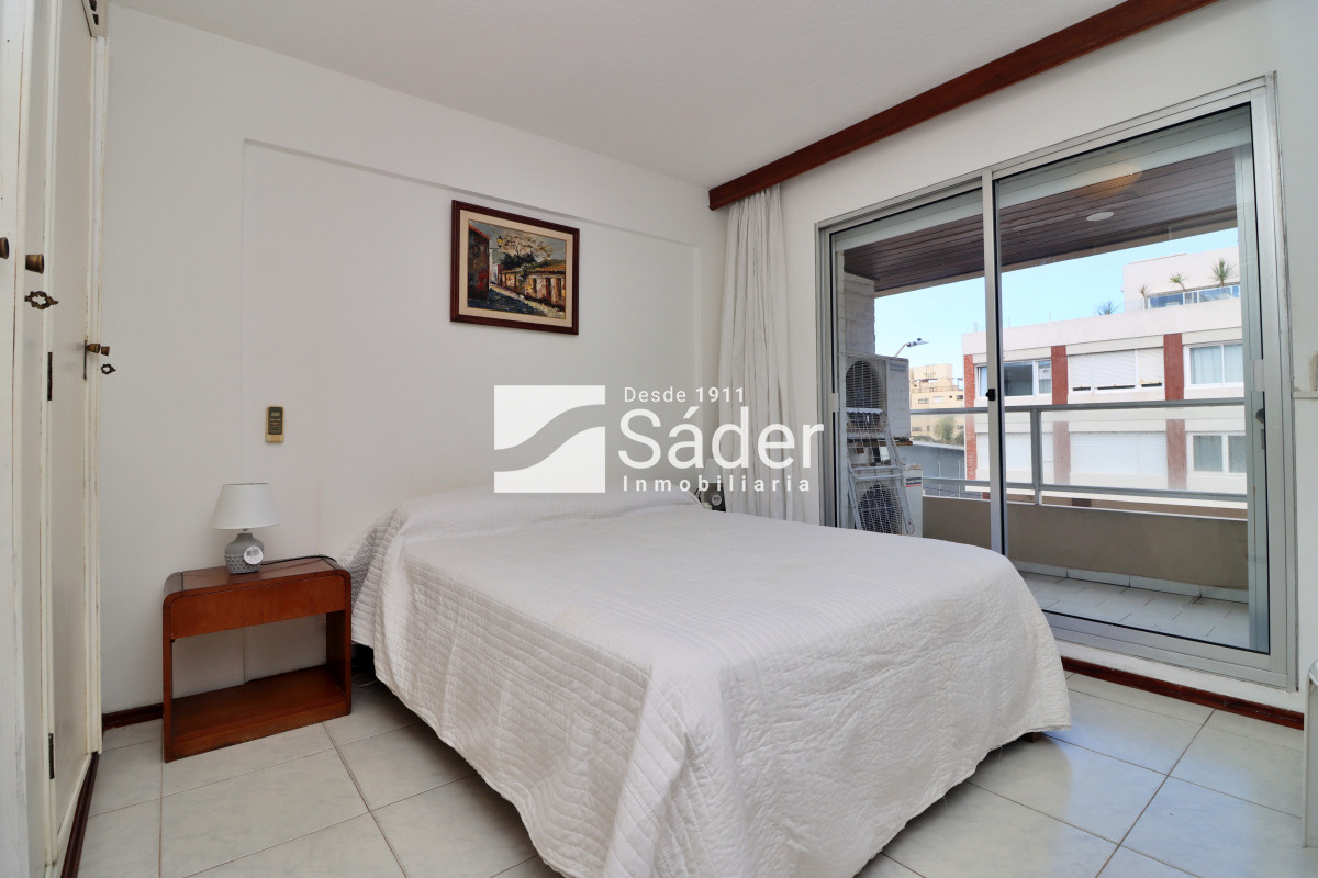 Apartamento ID.4087 - Apto venta y alquiler en Península, a solo 100 metros de la playa El Emir 