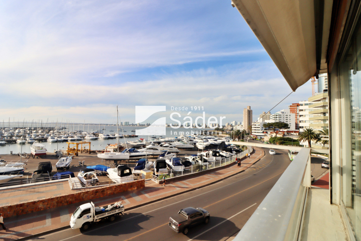 Apartamento ID.4430 - Apto en Alq. Frente al Puerto 