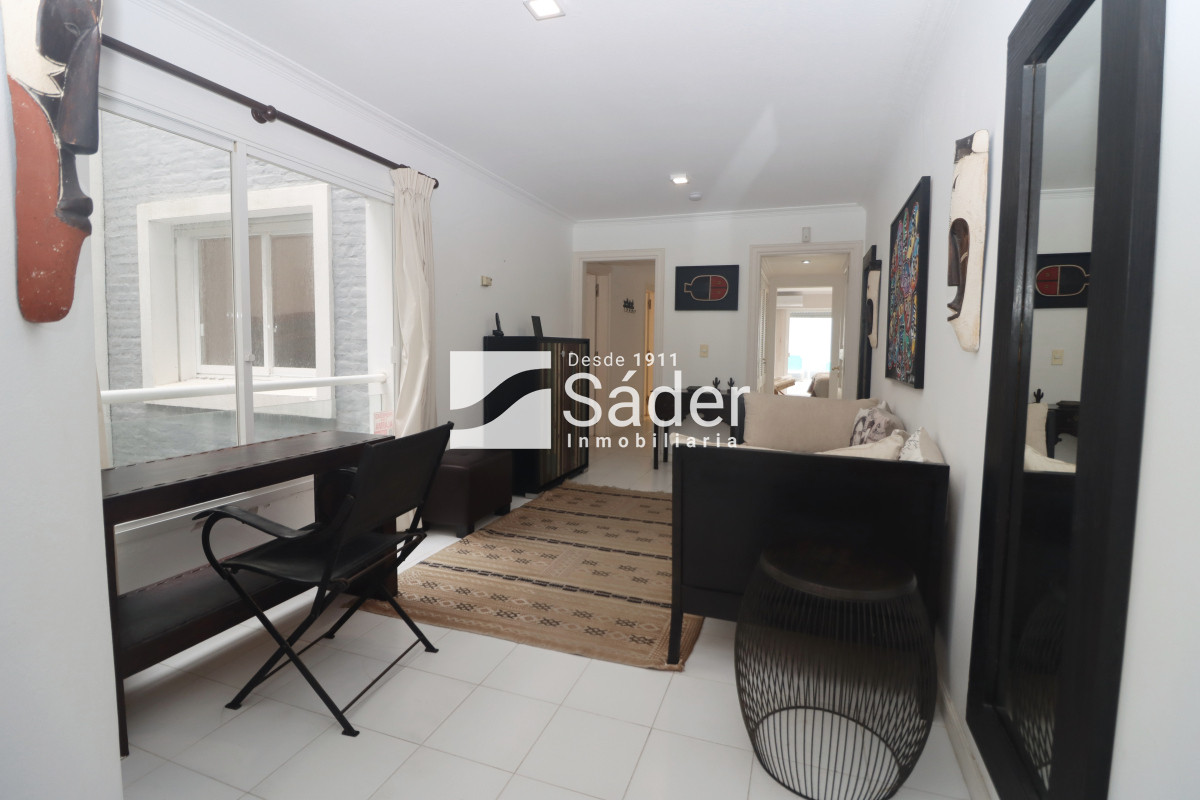 Apartamento ID.4396 - Apartamento de gran tamaño frente al Puerto