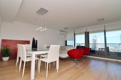 Exclusivo 2 dorm. en Playa Mansa