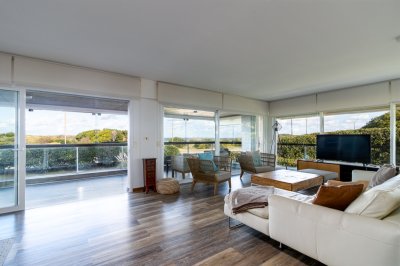 Apartamento en venta Playa Brava 4 dormitorios