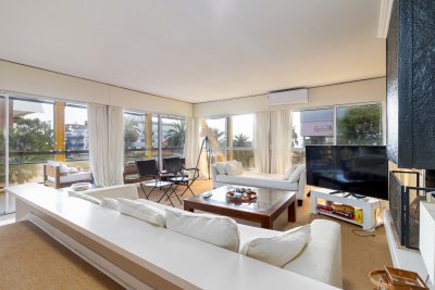 Apartamento en venta Peninsula 3 dormitorios