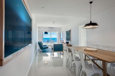 Apartamento con impresionantes vistas a la bahía de Punta del Este